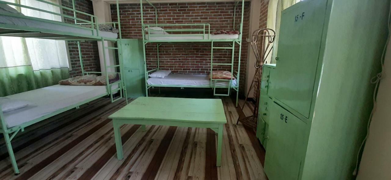 Kiwi Backpackers Hostel